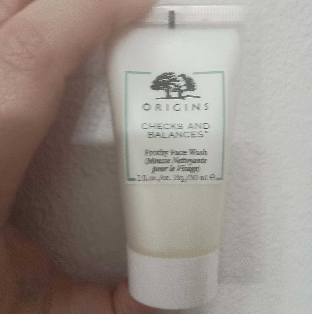 ❤️5 for $20❤️ Origins Checks and Balances Frothy Face Wash (NEW)